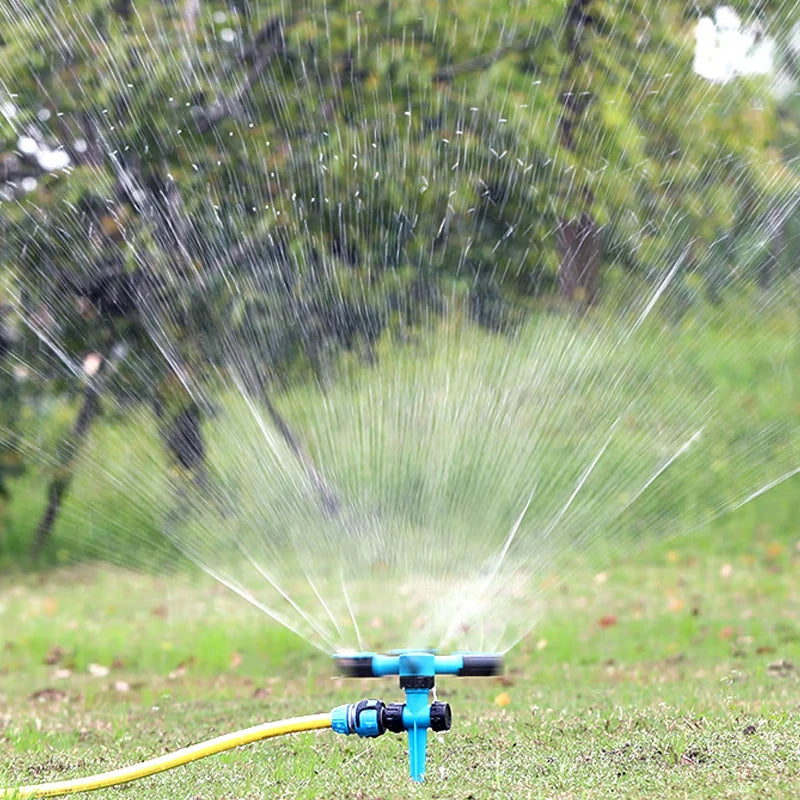 Irrigação automática rotativa de 360 graus inserida no solo, bico de pulverização ajustável para jardins e gramados